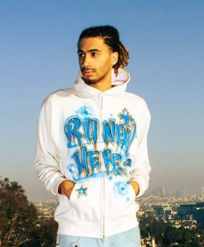 R U NEW ZIP UP (white)